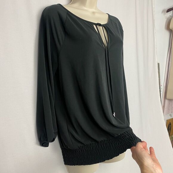 Crosby Top Womens Medium Black Keyhole V Neck Blouson Shirred Stretch Modal Knit - Picture 6 of 16